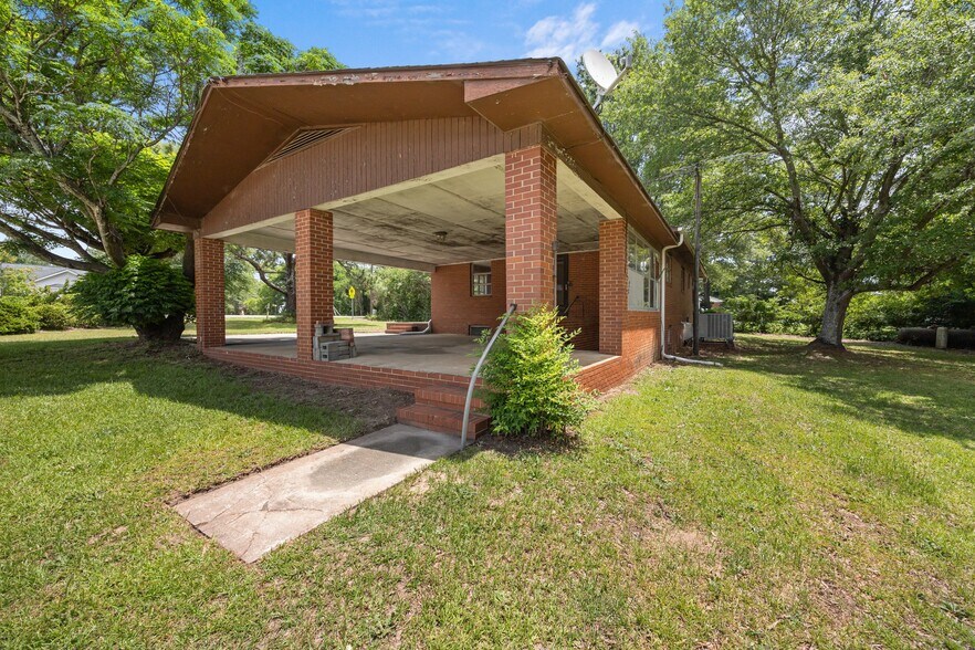 More Photos Of 1085 Old US 421, Lillington Industrial For Sale