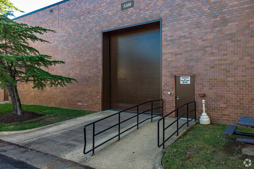 More Photos Of 8500 Cinder Bed Rd, Lorton Flex For Lease