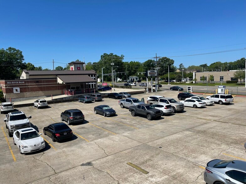 More Photos Of 3617 Perkins Rd, Baton Rouge General Retail For Sale