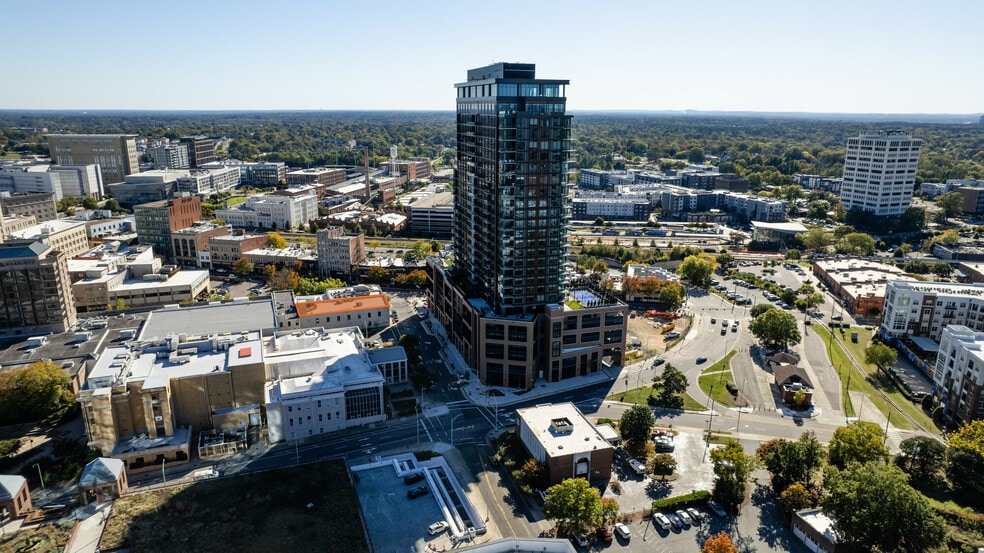 More Photos Of 108 Morris St, Durham Storefront Retail Office For Lease