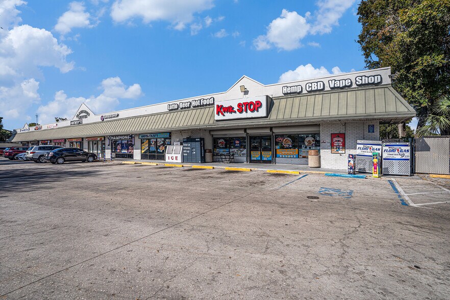 More Photos Of 4901 W Linebaugh Ave, Tampa Unknown For Lease