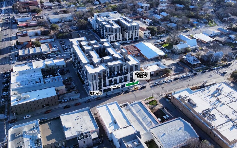 More Photos Of 141 W Hopkins St, San Marcos Storefront For Lease