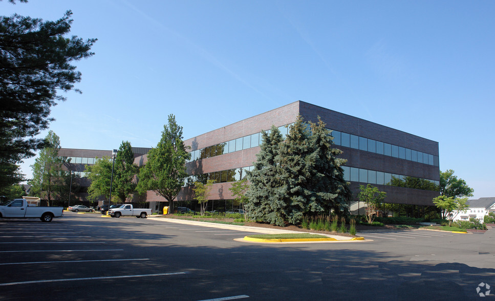 Primary Photo Of 3877 Fairfax Ridge Rd, Fairfax Office For Lease