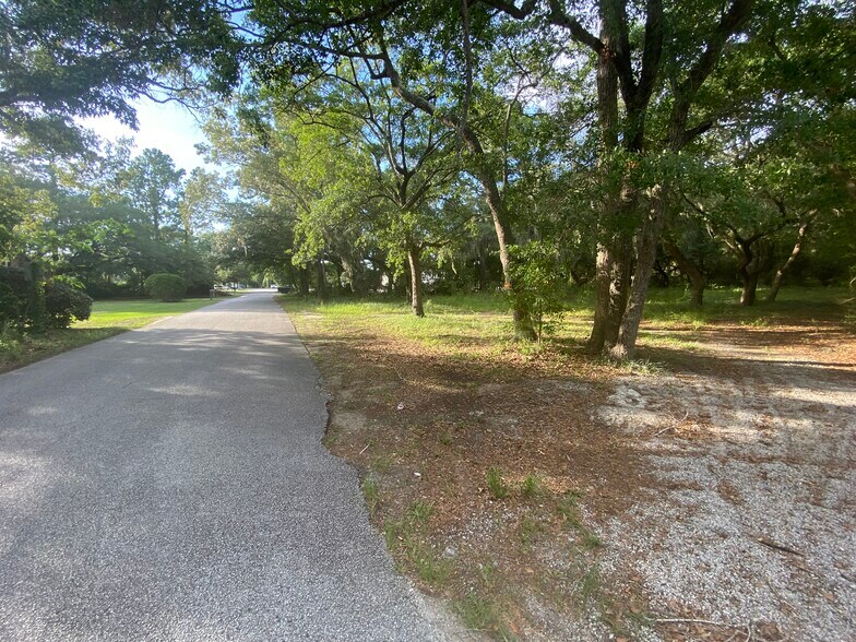 More Photos Of 9842 Ocean Hwy, Pawleys Island Convenience Store For Sale