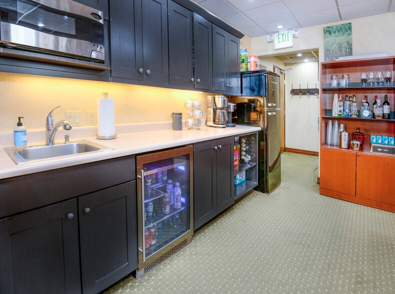 More Photos Of 63 Avondale Ln, Beaver Creek Storefront Retail Office For Sale