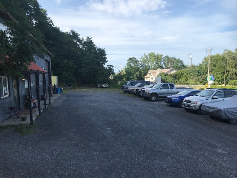 More Photos Of 12753 State Route 9W, West Coxsackie Auto Repair For Sale