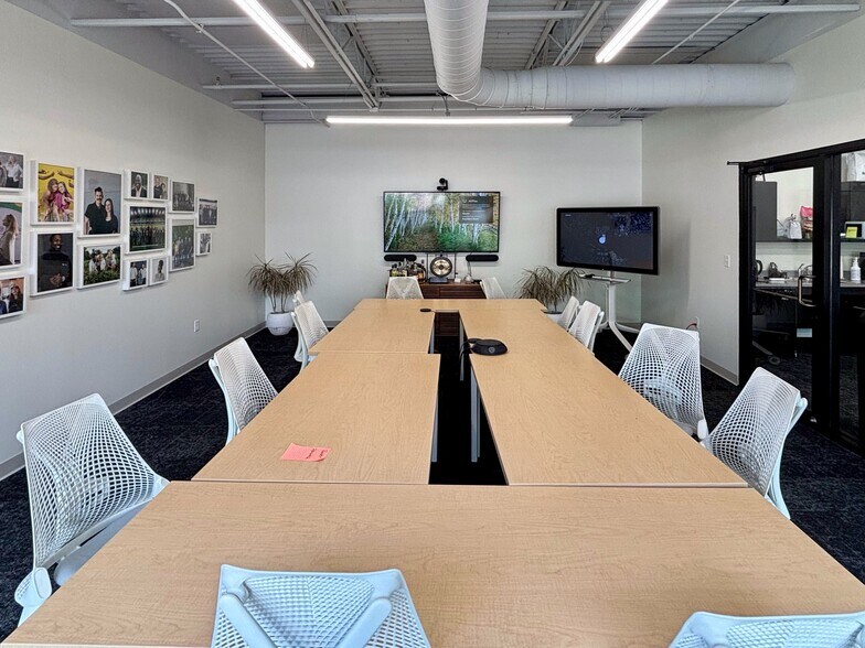 More Photos Of 825 E Market St, Louisville Office For Lease