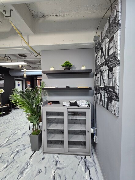 More Photos Of 500 Delaware St, Kansas City Coworking Space