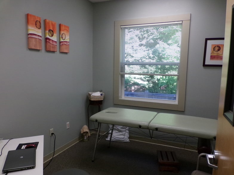 More Photos Of 171 Daniel Webster Hwy, Belmont Storefront Retail Office For Lease
