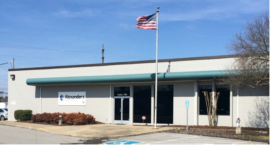 More Photos Of 750 Massman Dr, Nashville Flex For Lease