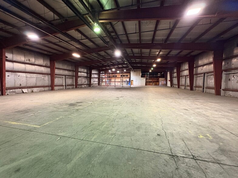 More Photos Of 209 N Post Rd, Anchorage Industrial For Lease