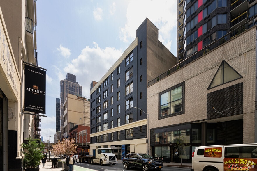 Primary Photo Of 306 E 61st St, New York Office For Lease