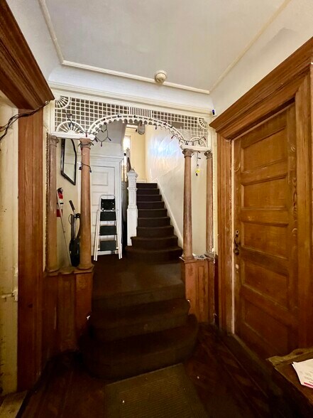 More Photos Of 351 E 16th St, Brooklyn Multifamily For Sale