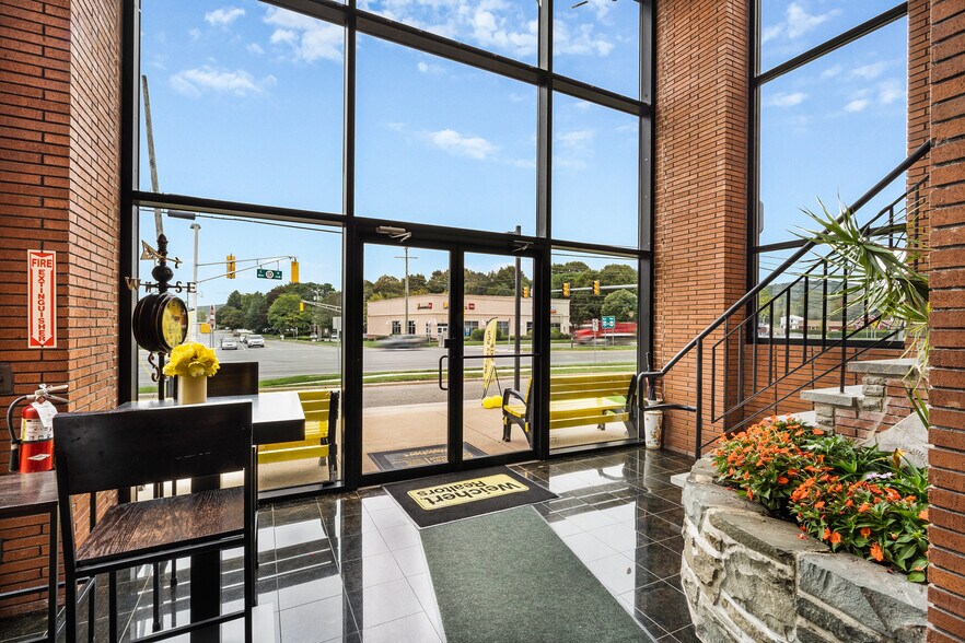 More Photos Of 500 NJ-10, Ledgewood Office For Lease