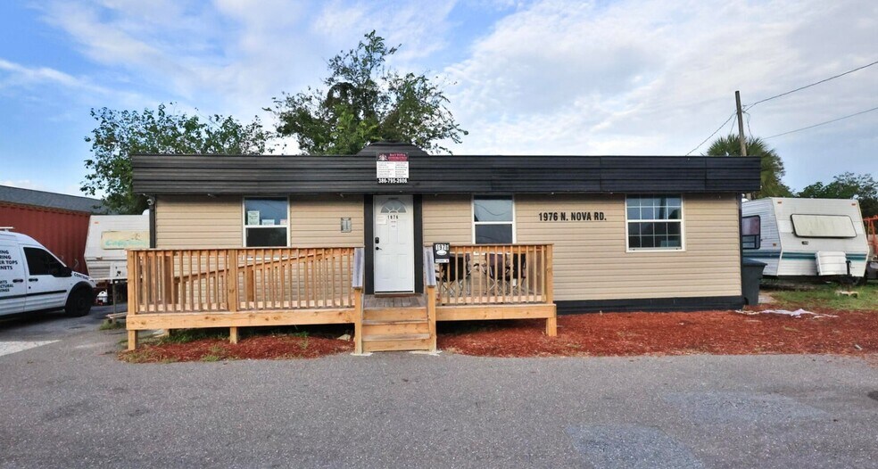 Primary Photo Of 1976 N Nova Rd, Daytona Beach Auto Dealership For Sale