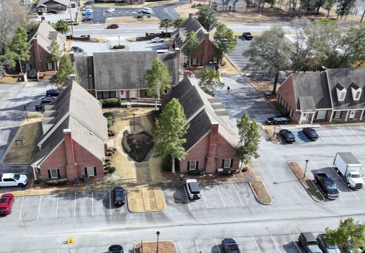 More Photos Of 3575 Macon Rd, Columbus Office Residential For Lease