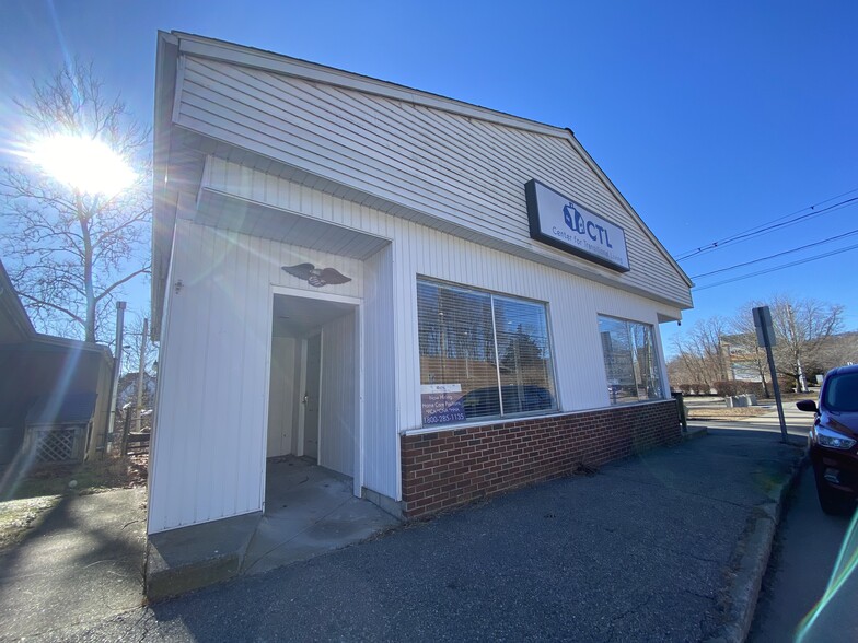 Primary Photo Of 34 Town St, Norwich Convenience Store For Sale