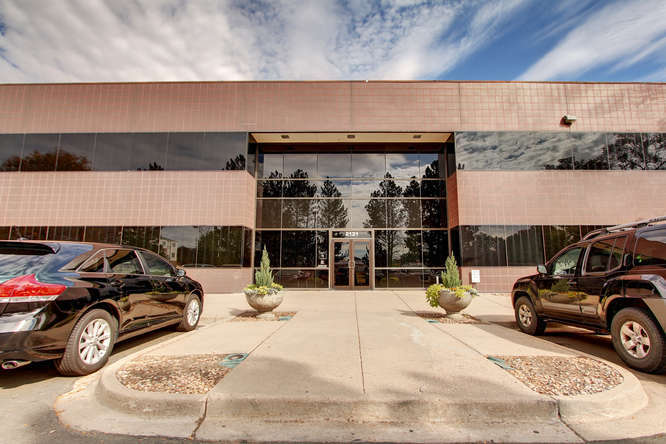 More Photos Of 2121 S Blackhawk St, Aurora Office For Lease