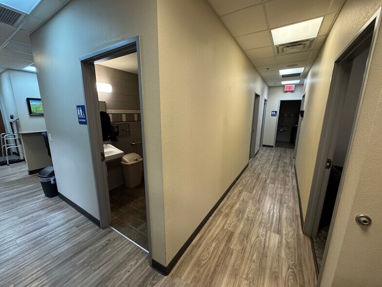 More Photos Of 2919 S Ellsworth Rd, Mesa Medical For Lease