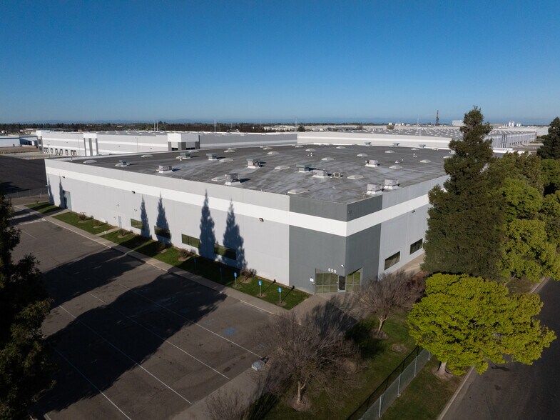 Primary Photo Of 600 S McClure Rd, Modesto Warehouse For Lease