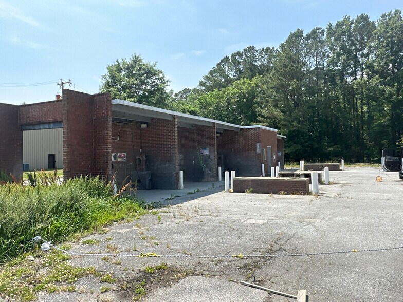 More Photos Of 314 US Highway 64 W, Plymouth Carwash For Sale