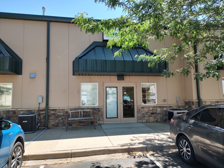 More Photos Of 7352 Greenridge Rd, Windsor Warehouse For Sale