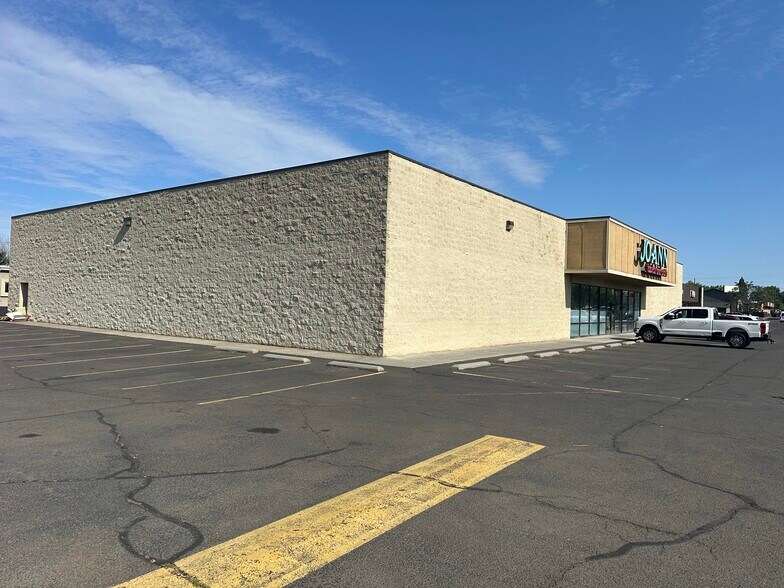 More Photos Of 481 N Wilbur Ave, Walla Walla General Retail For Lease