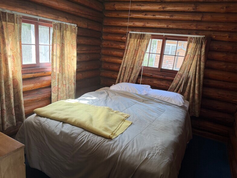 More Photos Of 3980 Lakeshore Dr, Rhinelander Lodge Meeting Hall For Sale