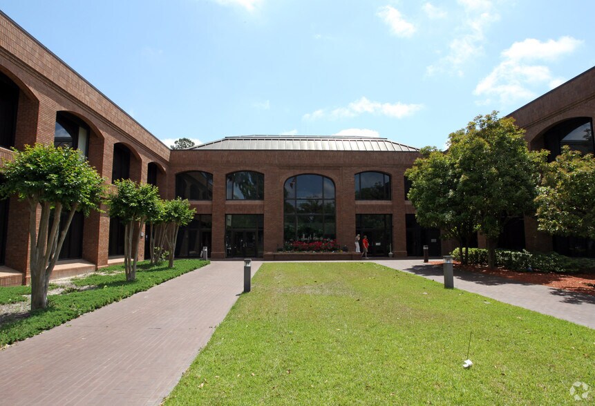 More Photos Of 6602 Abercorn St, Savannah Office For Lease
