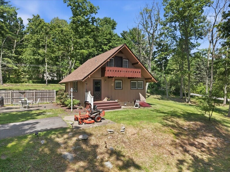 More Photos Of 111 Mountain Springs Rd, Milford Land For Sale