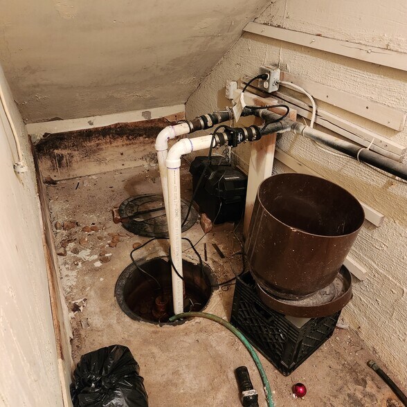 More Photos Of 7055 Terminal Sq, Upper Darby Township Medical For Sale