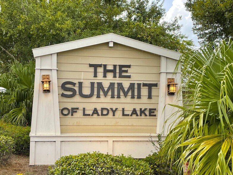 More Photos Of 733-771 Highway 466, Lady Lake Office For Sale