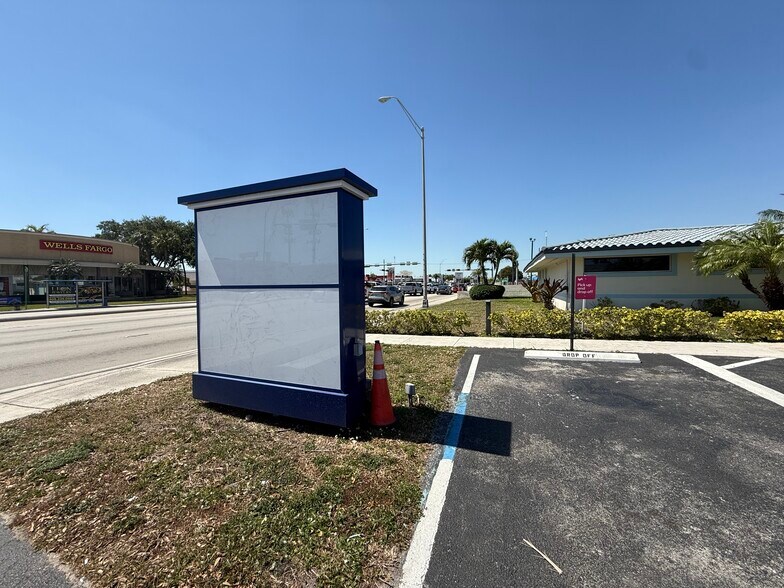 More Photos Of 9611 SW 40th St, Miami Medical For Sale