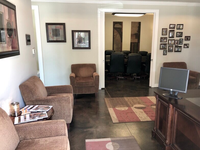 More Photos Of 305 W Spring Creek Pky, Plano Medical For Sale
