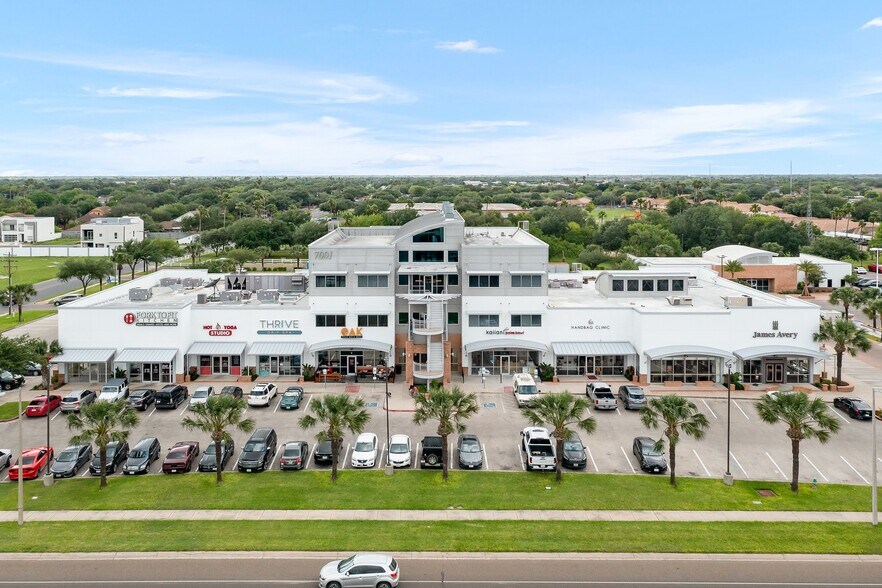 Primary Photo Of 7001 N 10th St, McAllen General Retail For Lease