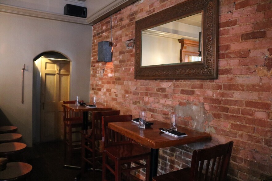 More Photos Of 1900 Aliceanna St, Baltimore General Retail For Sale