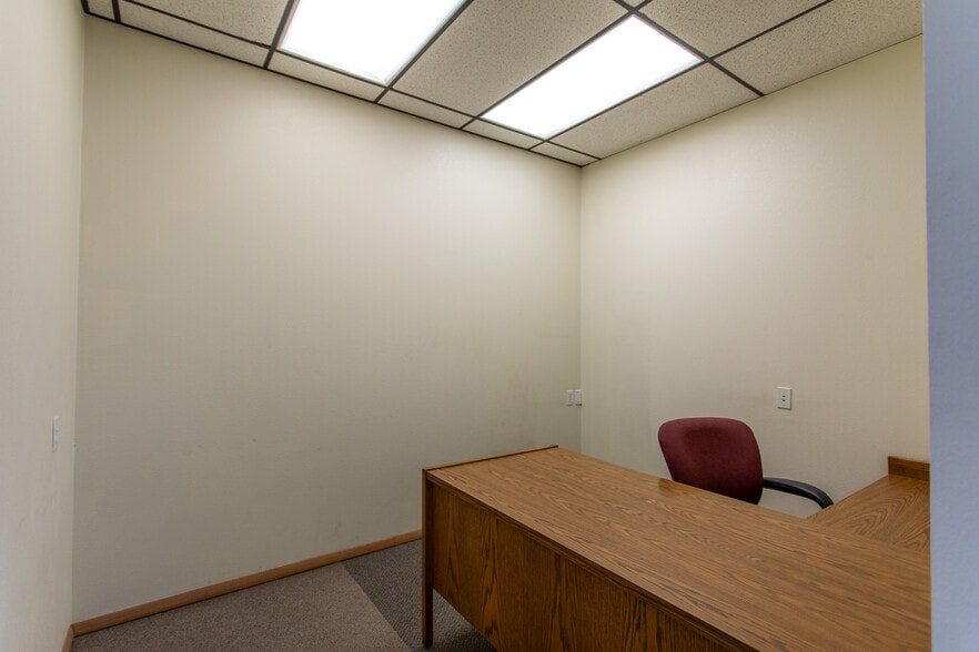 More Photos Of 100 9th Ave S, Great Falls Warehouse For Sale