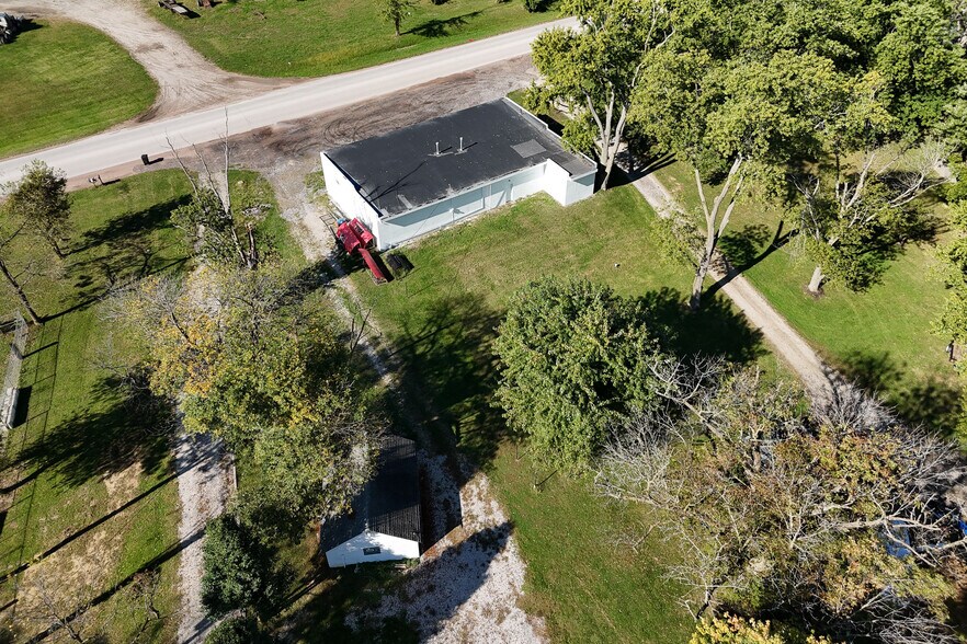 More Photos Of 10033 N Old State Road 67, Mooresville Flex For Sale