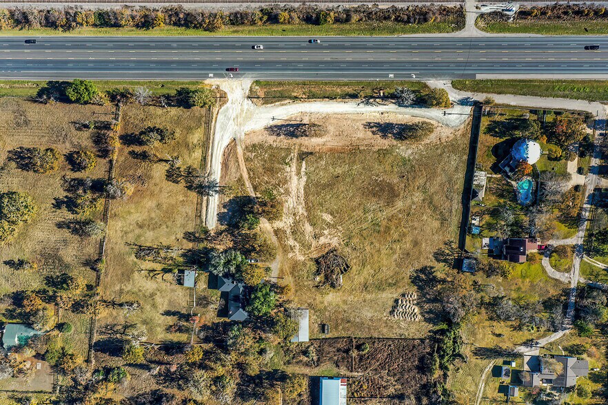 More Photos Of 5000 S State Highway 6, Hearne Land For Sale