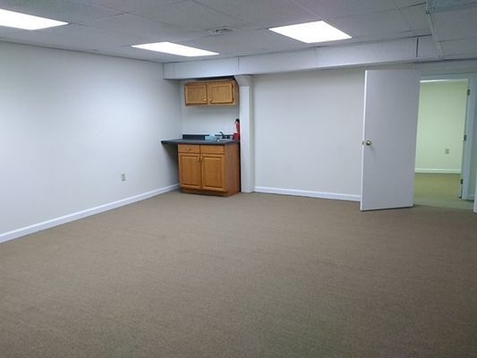 More Photos Of 4 Hotel Pl, Pepperell Office For Lease