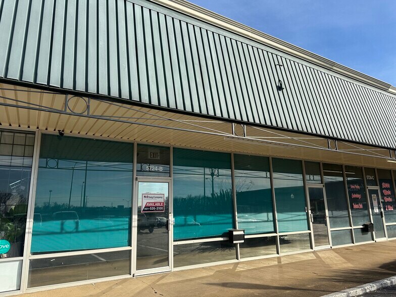 More Photos Of 5716-5760 Stage Rd, Bartlett Unknown For Lease