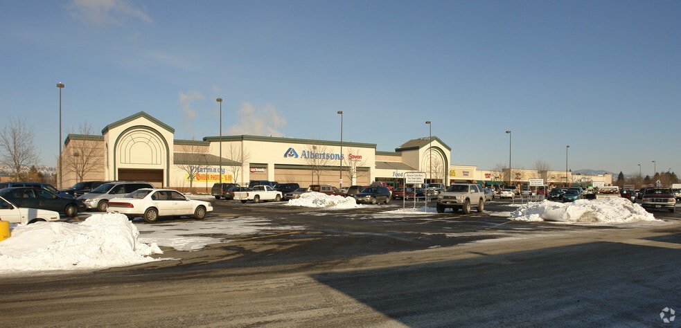 More Photos Of 8901 E Trent Ave, Spokane Unknown For Sale