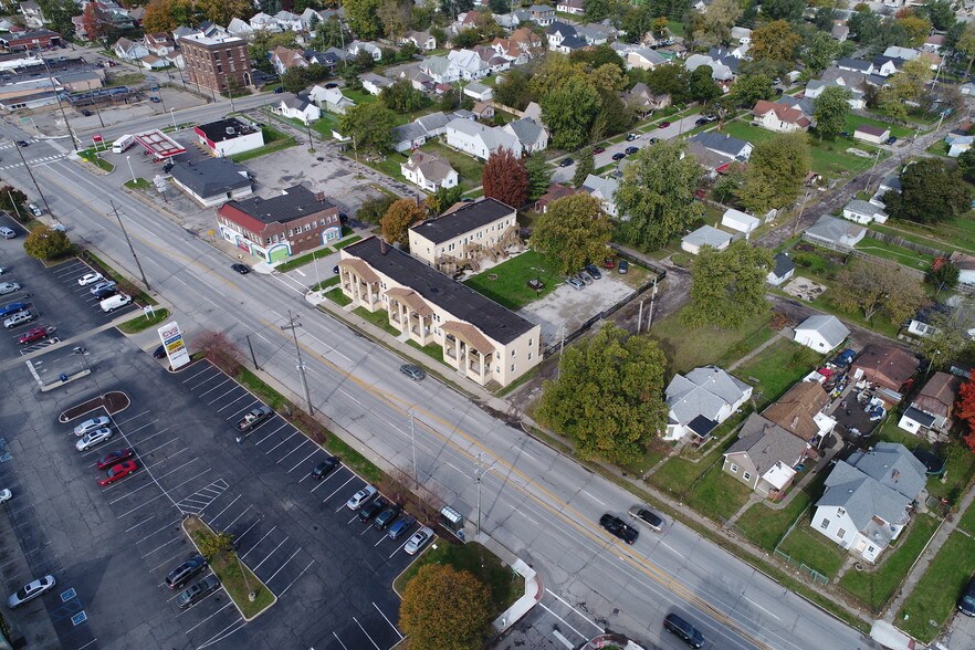 More Photos Of 1918 W Washington St, Indianapolis Apartments For Sale