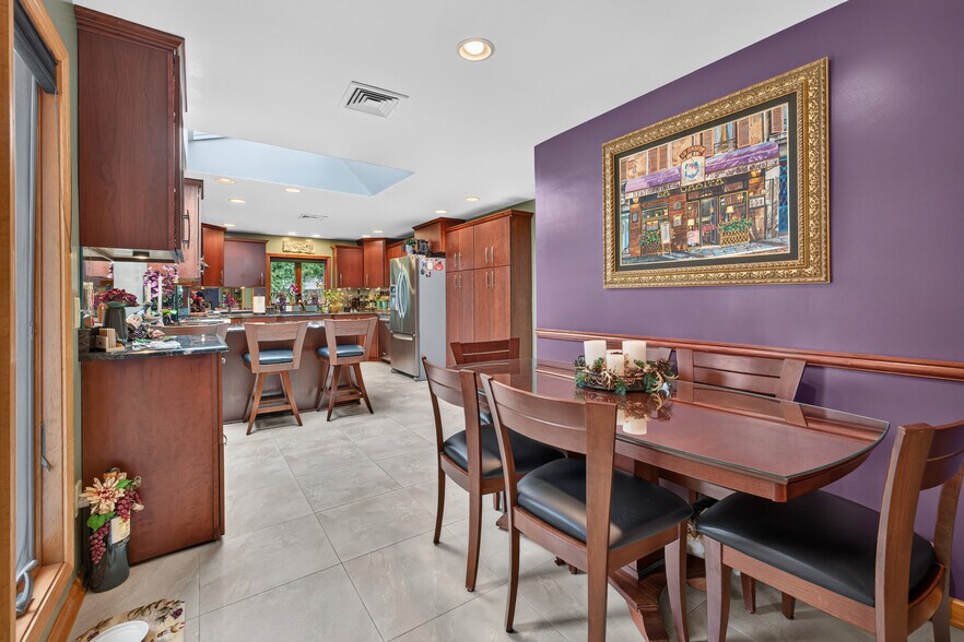 More Photos Of 3405 Orchard Park Rd, Orchard Park Office Residential For Sale