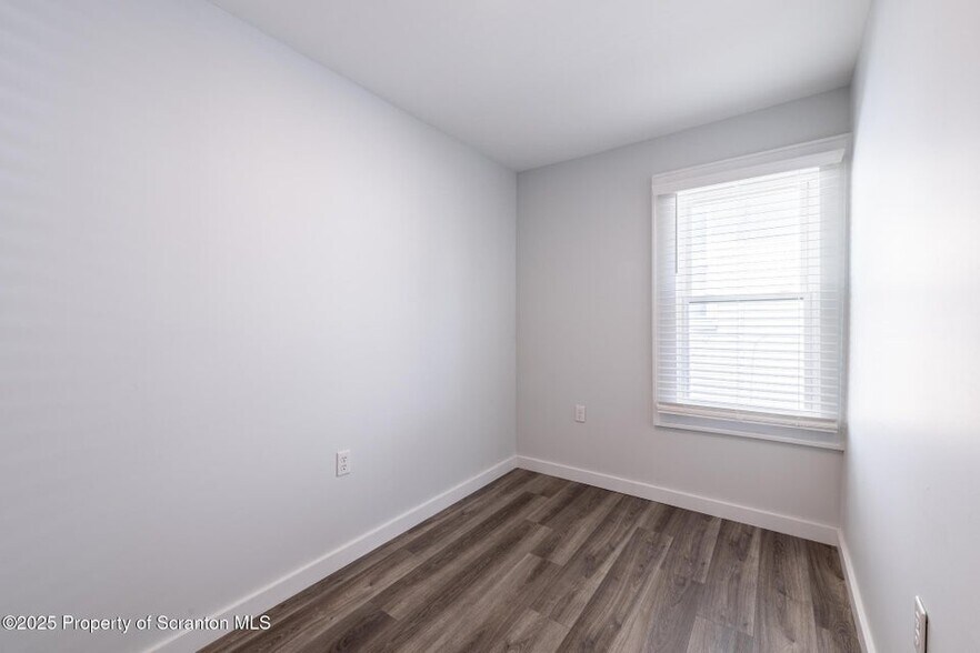 More Photos Of 1131 Pittston Ave, Scranton Funeral Home For Sale