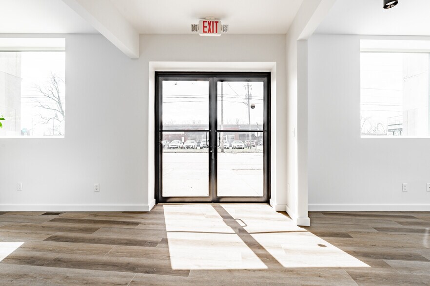 More Photos Of 2506 E Washington St, Indianapolis General Retail For Sale