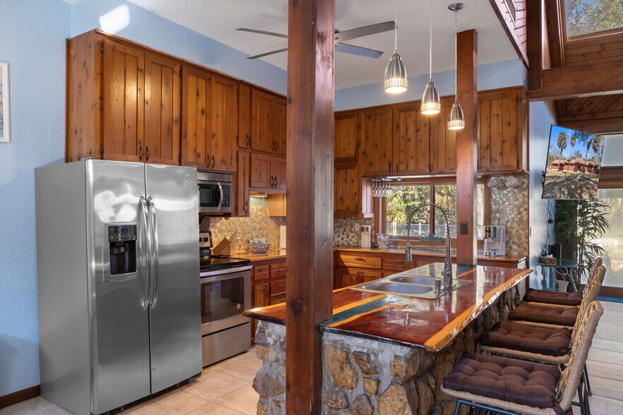 More Photos Of 8301 Congress St, Port Richey Flex For Sale