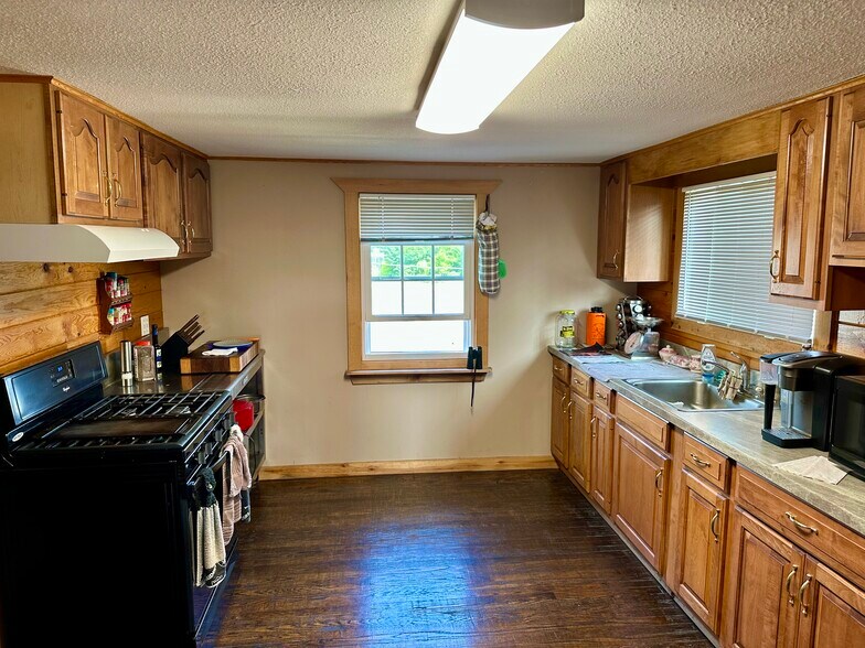 More Photos Of 372 Conowingo Rd, Conowingo Freestanding For Sale