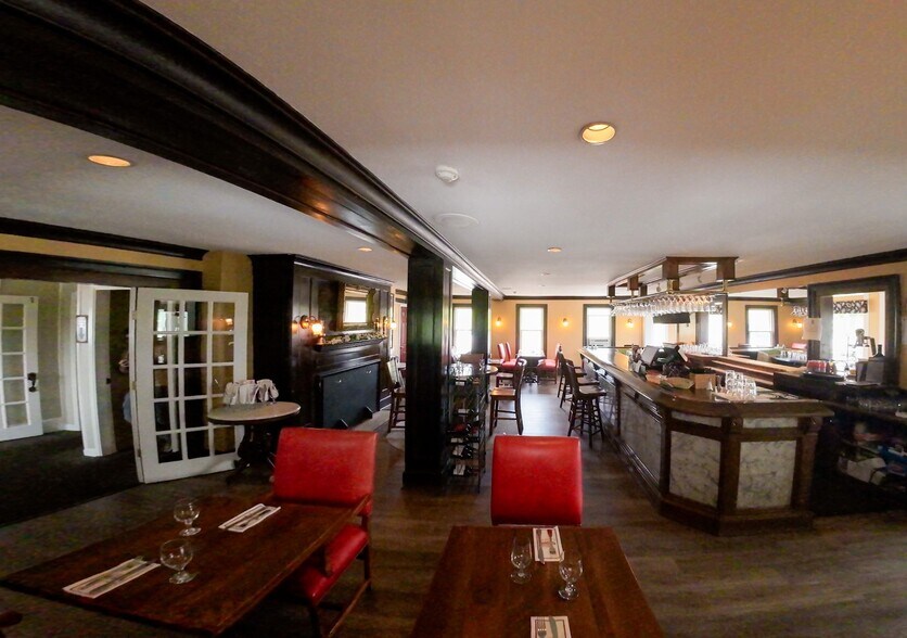 More Photos Of 2517 Main Rd, Dedham Hotel For Sale