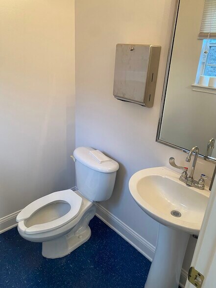 More Photos Of 4745 Sutton Park Ct, Jacksonville Office For Sale